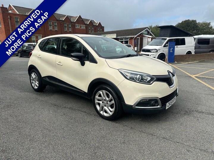 Renault CAPTUR 1.5 DCi ENERGY Dynamique MediaNav Euro 5 (s/s) 5dr