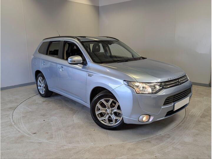 Mitsubishi Outlander 2.0h 12kWh GX4h CVT 4WD Euro 5 (s/s) 5dr
