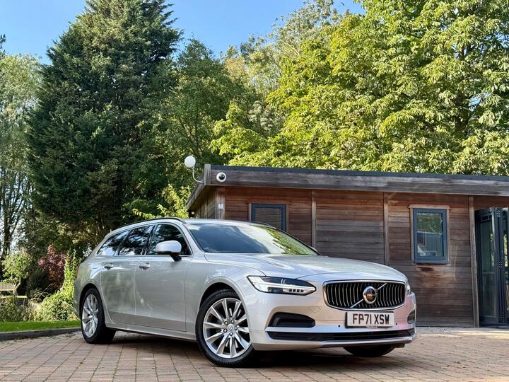 Volvo V90 2.0 B4 MHEV Momentum Auto Euro 6 (s/s) 5dr