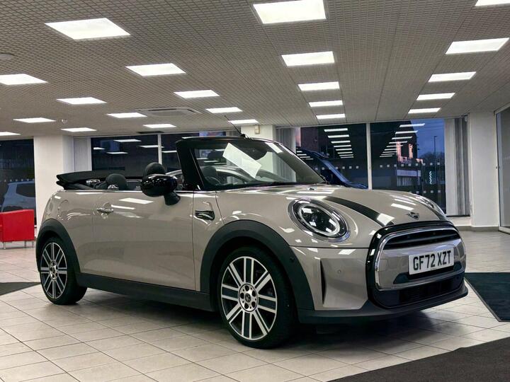 MINI Convertible 1.5 Cooper Exclusive Steptronic Euro 6 (s/s) 2dr