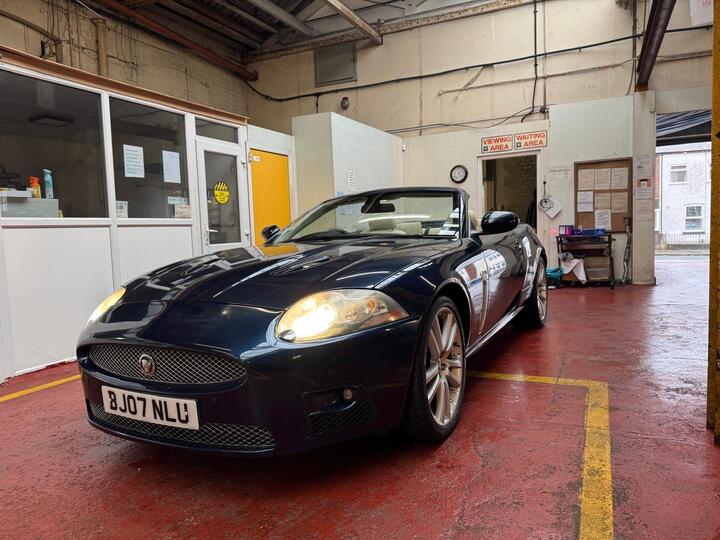 Jaguar XKR 4.2 V8 Auto Euro 4 2dr