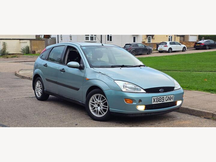Ford Focus 1.6i 16v Ghia 5dr