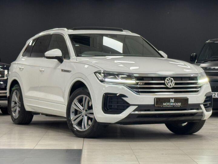 Volkswagen TOUAREG 3.0 TDI V6 R-Line Tiptronic 4Motion Euro 6 (s/s) 5dr Volkswagen TOUAREG 3.0 TDI V6 R-Line Tiptronic 4Motion Euro 6 (s/s) 5dr