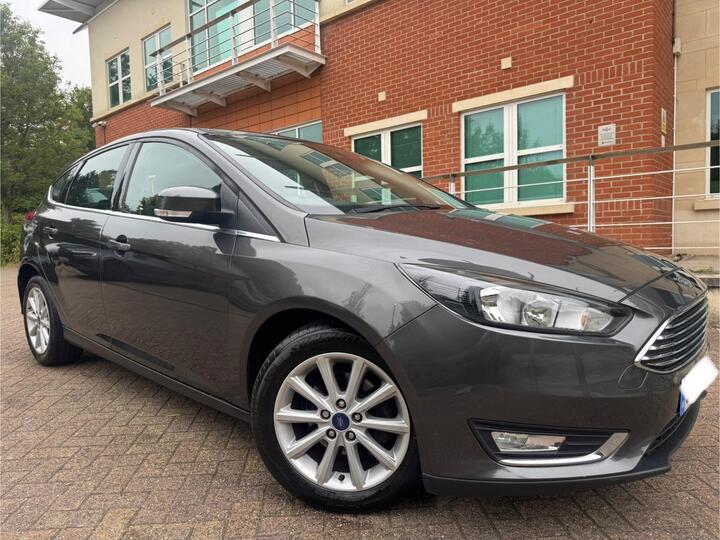 Ford Focus 1.0T EcoBoost Titanium Euro 6 (s/s) 5dr
