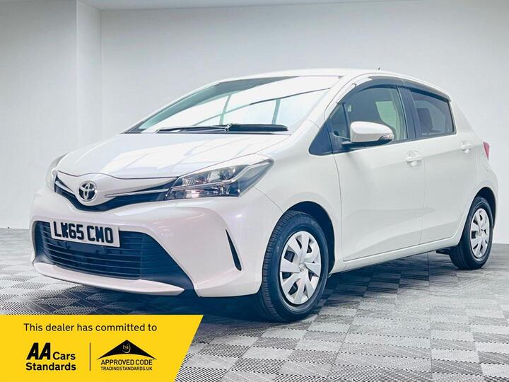 Toyota Yaris 1.33 Dual VVT-i Icon Plus Multidrive S Euro 5 5dr Toyota Yaris 1.33 Dual VVT-i Icon Plus Multidrive S Euro 5 5dr