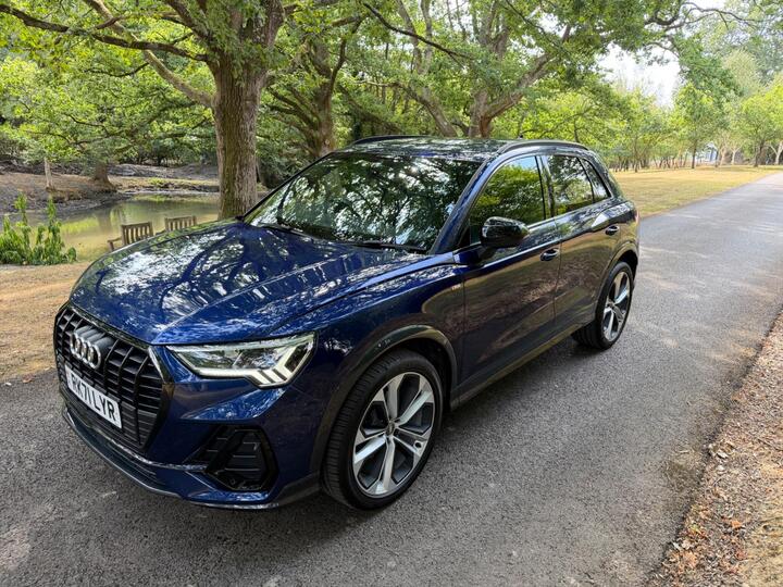 Audi Q3 1.5 TFSI CoD 35 Black Edition S Tronic Euro 6 (s/s) 5dr
