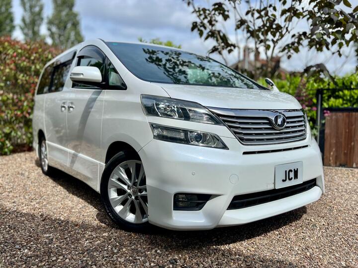 Toyota Vellfire Toyota Vellfire 2.4 Petrol Automatic