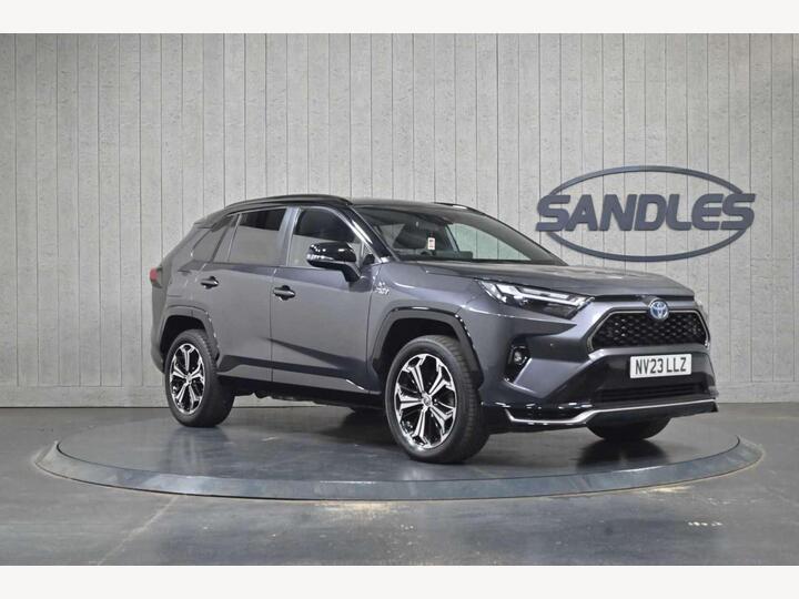Toyota RAV4 2.5 VVT 18.1kWh Dynamic CVT 4WD Euro 6 (s/s) 5dr