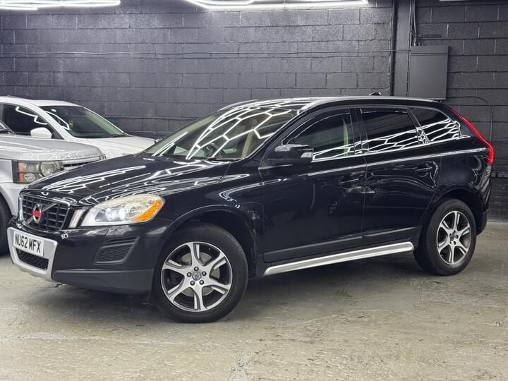 Volvo XC60 2.4 D5 SE Lux Nav Geartronic AWD Euro 5 5dr