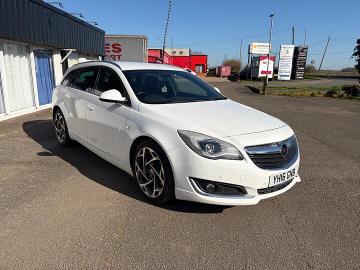 Vauxhall Insignia 2.0 CDTi SRi VX Line Nav Sports Tourer Auto Euro 6 5dr Vauxhall Insignia 2.0 CDTi SRi VX Line Nav Sports Tourer Auto Euro 6 5dr