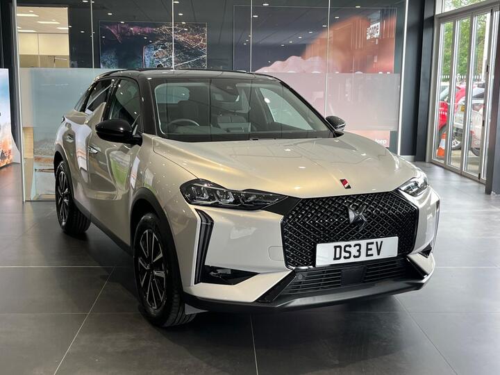DS AUTOMOBILES DS 3 E-TENSE 54kWh Performance Line Auto 5dr (7.4kW Charger)