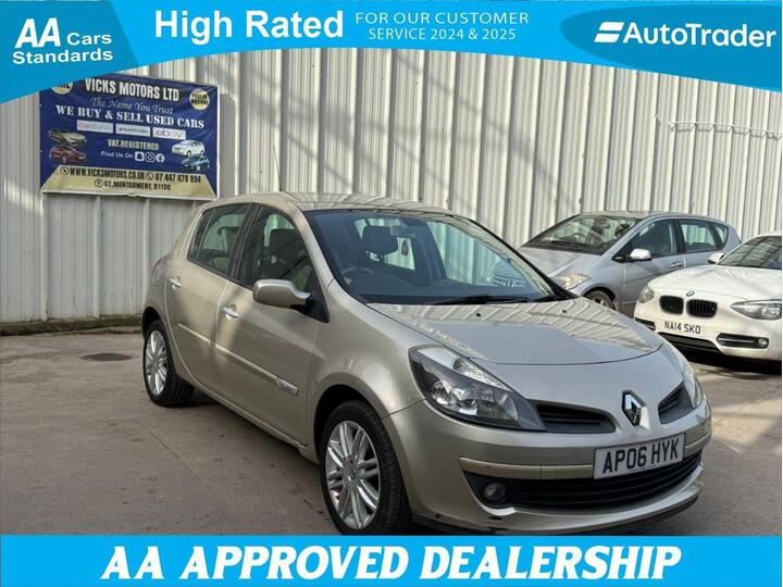 Renault Clio 1.6 VVT Initiale 5dr Renault Clio 1.6 VVT Initiale 5dr