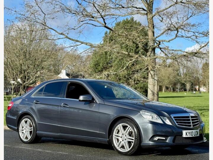 Mercedes-Benz E Class 5.5 E500 V8 Sport G-Tronic Euro 5 4dr
