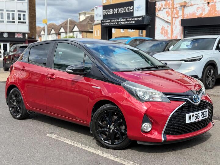 Toyota Yaris 1.5 VVT-h Design E-CVT Euro 6 5dr