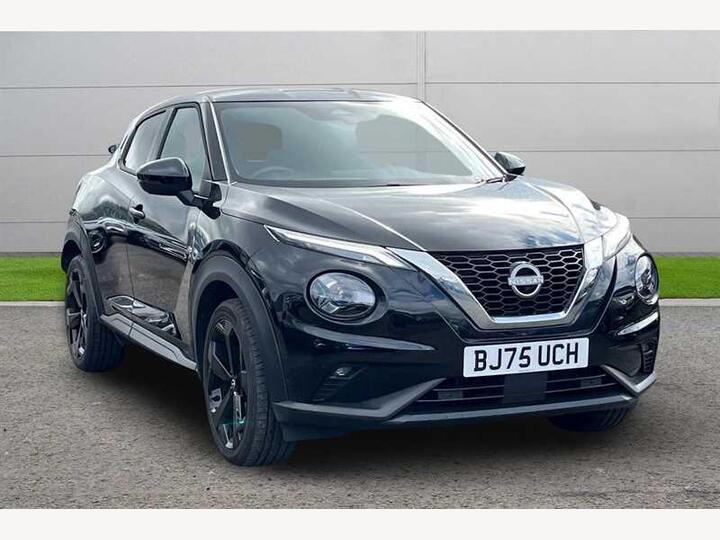 Nissan Juke 1.0 DIG-T Tekna Euro 6 (s/s) 5dr Nissan Juke 1.0 DIG-T Tekna Euro 6 (s/s) 5dr