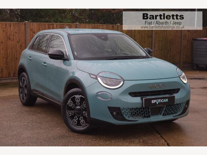 Fiat 600 1.2 MHEV E-DCT Euro 6 (s/s) 5dr