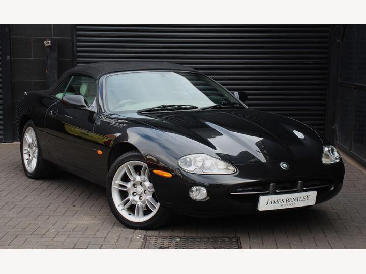 Jaguar XK8 4.0 2dr