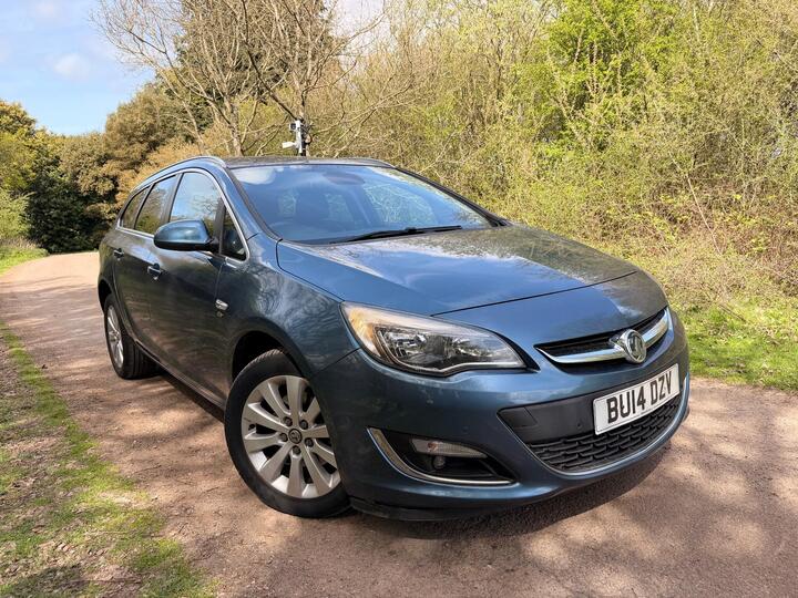 Vauxhall Astra 2.0 CDTi Elite Sports Tourer Auto Euro 5 5dr