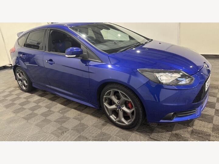 Ford Focus 2.0T EcoBoost ST-2 Euro 5 (s/s) 5dr