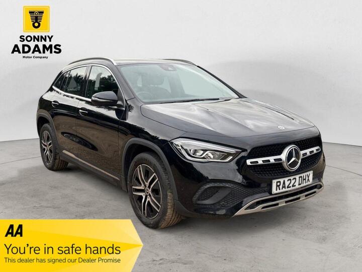 Mercedes-Benz GLA 1.3 GLA180 Sport (Executive) 7G-DCT Euro 6 (s/s) 5dr Mercedes-Benz GLA 1.3 GLA180 Sport (Executive) 7G-DCT Euro 6 (s/s) 5dr