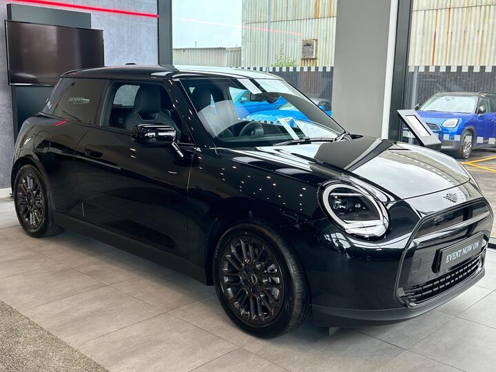 MINI Electric Cooper E 40.7kWh Exclusive Auto 3dr