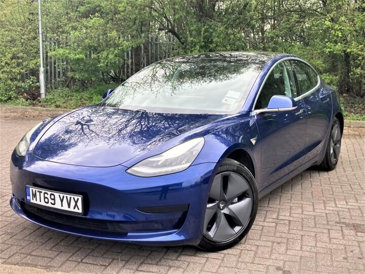 Tesla Model 3 Standard Range Plus Auto RWD 4dr