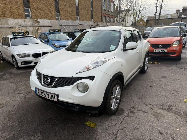 Nissan Juke 1.6 Acenta Premium Euro 5 (s/s) 5dr