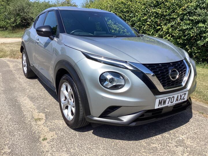 Nissan Juke 1.0 DIG-T N-Connecta Euro 6 (s/s) 5dr
