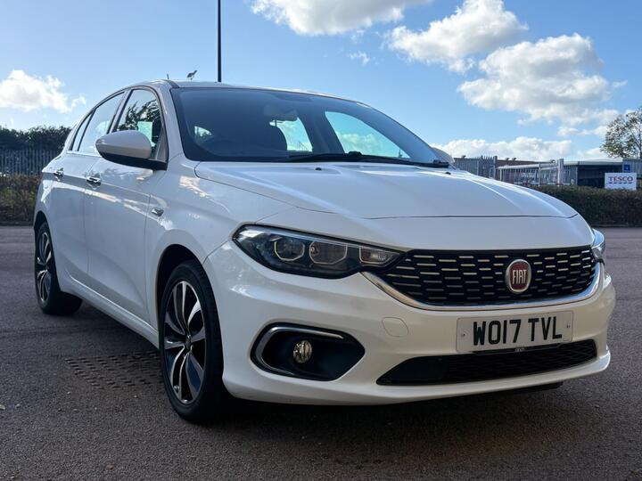 Fiat Tipo 1.4 MPI Lounge Euro 6 5dr