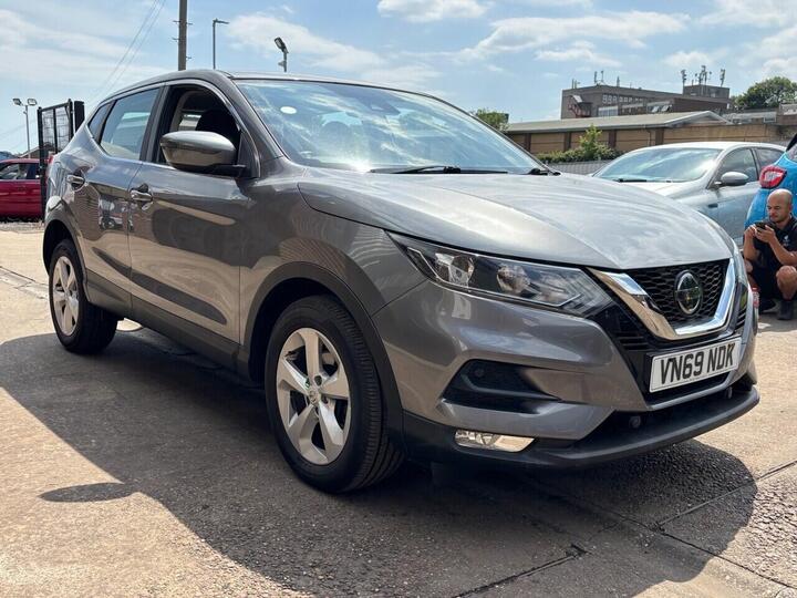 Nissan QASHQAI 1.3 DIG-T Acenta Premium Euro 6 (s/s) 5dr