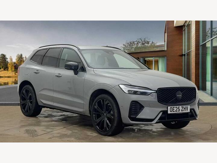 Volvo XC60 2.0 B5 MHEV Plus Black Edition Auto AWD Euro 6 (s/s) 5dr