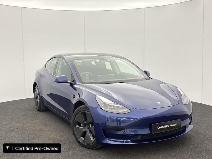Tesla Model 3 Standard Range Plus Auto RWD 4dr
