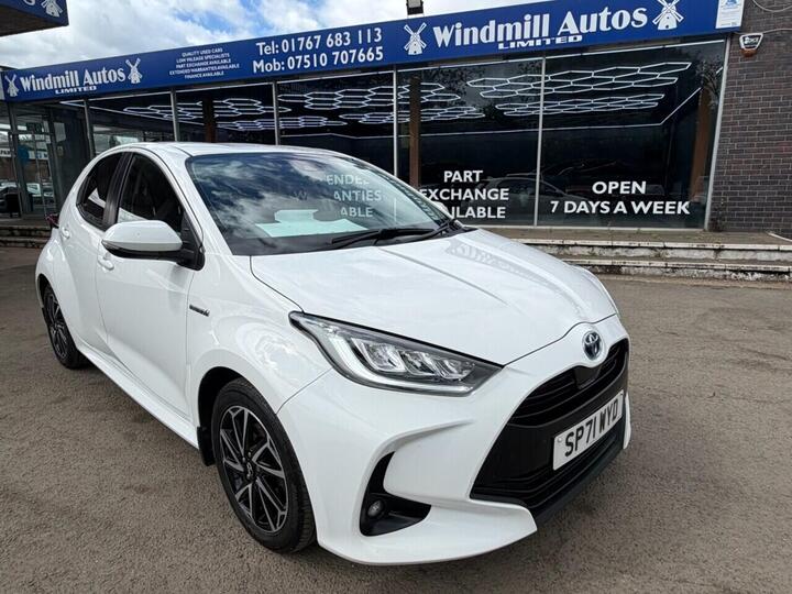 Toyota YARIS 1.5 VVT-h Design E-CVT Euro 6 (s/s) 5dr