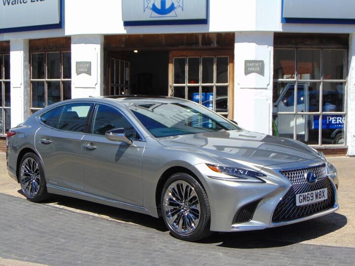 Lexus LS 3.5 500h V6 Premium E-CVT 4WD Euro 6 (s/s) 4dr