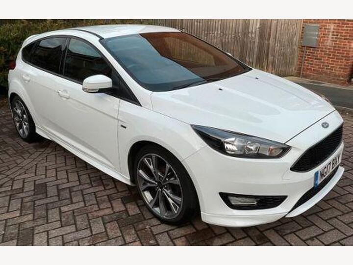 Ford FOCUS 1.0T EcoBoost ST-Line Euro 6 (s/s) 5dr