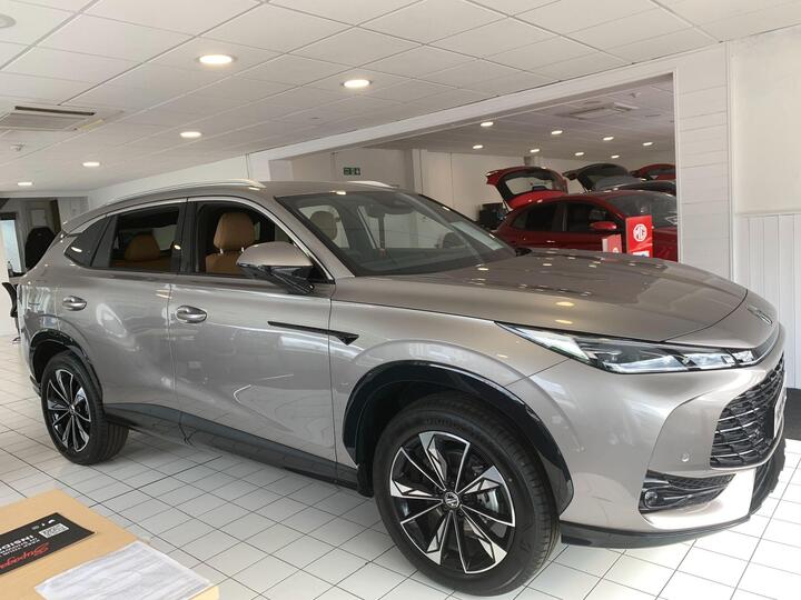 MG MG HS 1.5 Hybrid+ Trophy Auto Euro 6 (s/s) 5dr