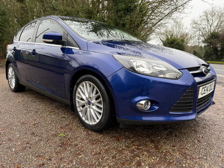 Ford Focus 1.0T EcoBoost Zetec Euro 5 (s/s) 5dr