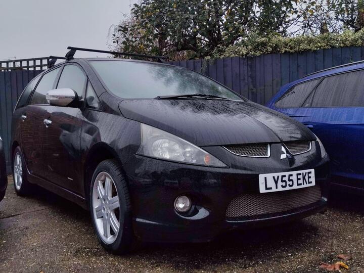 Mitsubishi Grandis 2.4 Warrior 5dr Mitsubishi Grandis 2.4 Warrior 5dr