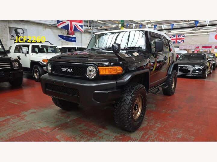 Toyota FJ Cruiser 4.0 BLACK COLOUR PKG 4WD LIFT UP KIT