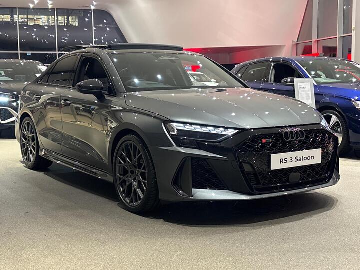 Audi RS3 2.5 TFSI Carbon Black S Tronic Quattro Euro 6 (s/s) 4dr