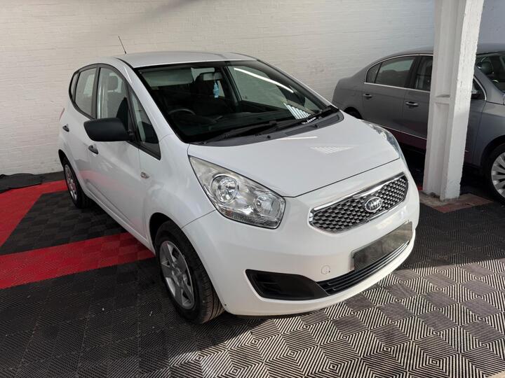 Kia Venga 1.4 CRDi EcoDynamics 1 Euro 5 (s/s) 5dr