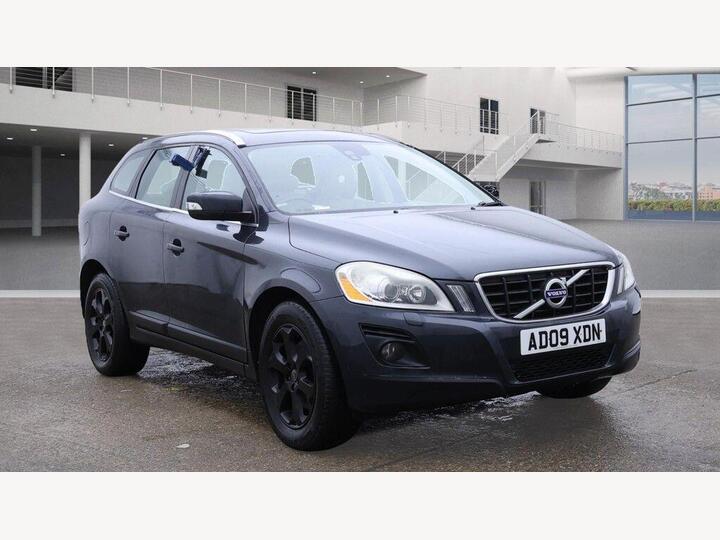 Volvo XC60 2.4 D5 SE Lux Geartronic AWD Euro 4 5dr