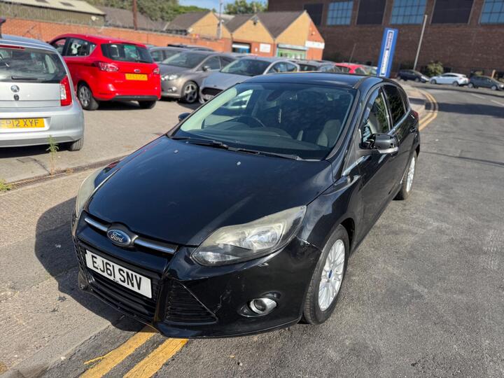 Ford Focus 1.6 Titanium Powershift Euro 5 5dr