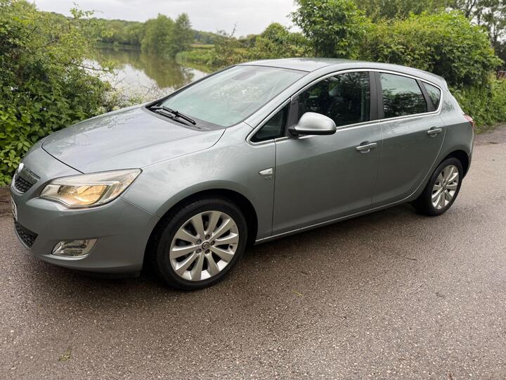 Vauxhall Astra 1.6 16v SE Euro 5 5dr