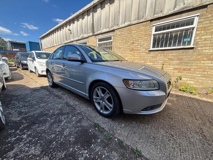 Volvo S40 2.0D SE Powershift Euro 4 4dr