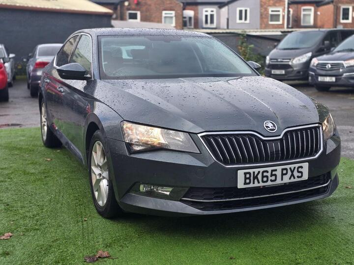 Skoda Superb 2.0 TDI SE Business DSG Euro 6 (s/s) 5dr Skoda Superb 2.0 TDI SE Business DSG Euro 6 (s/s) 5dr