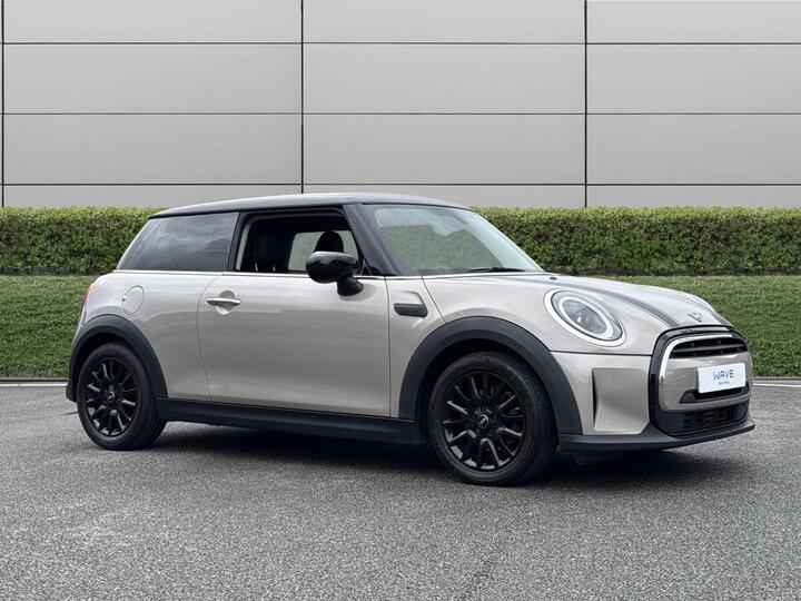 MINI Hatch 1.5 Cooper Classic Steptronic Euro 6 (s/s) 3dr