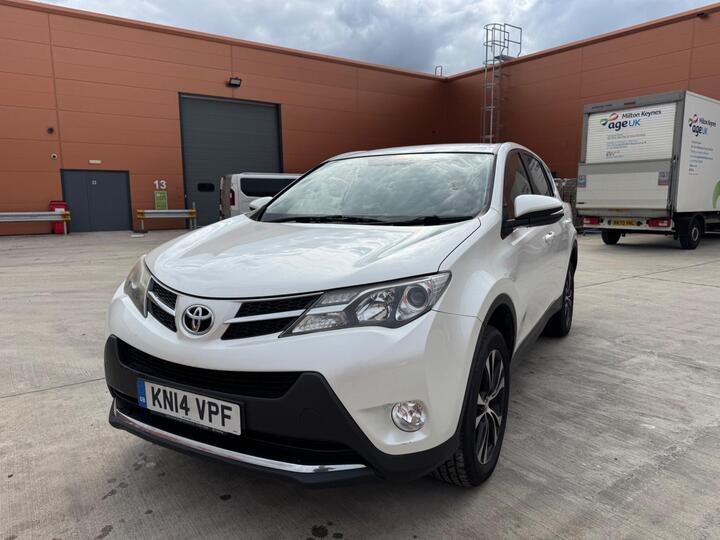 Toyota RAV4 2.0 D-4D Icon 2WD Euro 5 (s/s) 5dr Toyota RAV4 2.0 D-4D Icon 2WD Euro 5 (s/s) 5dr
