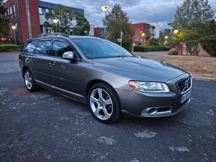 Volvo V70 2.0D R-Design SE Euro 4 5dr