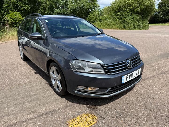 Volkswagen Passat 1.6 TDI BlueMotion Tech SE Euro 5 (s/s) 5dr